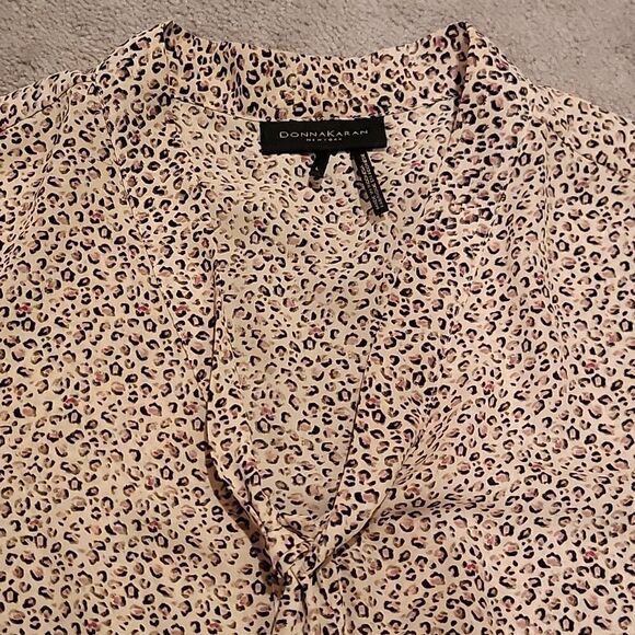 Donna Karan leopard print tie neck sleeveless blouse L - Picture 8 of 8